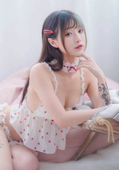 办公室桌子做剧烈运动_BD英语手机免费观看完整
