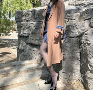 丝袜短裙人妻BD_HD全集免费观看