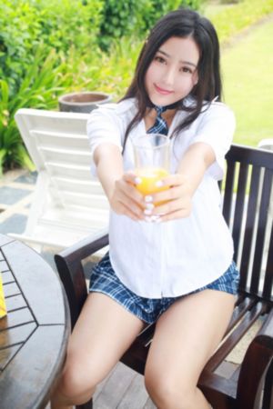 美女紧身牛仔裤视频_HD日韩电影在线