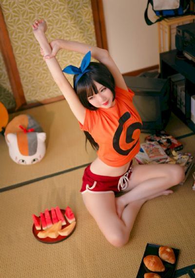 女生喷水网站_云播放粤语日本成人在线